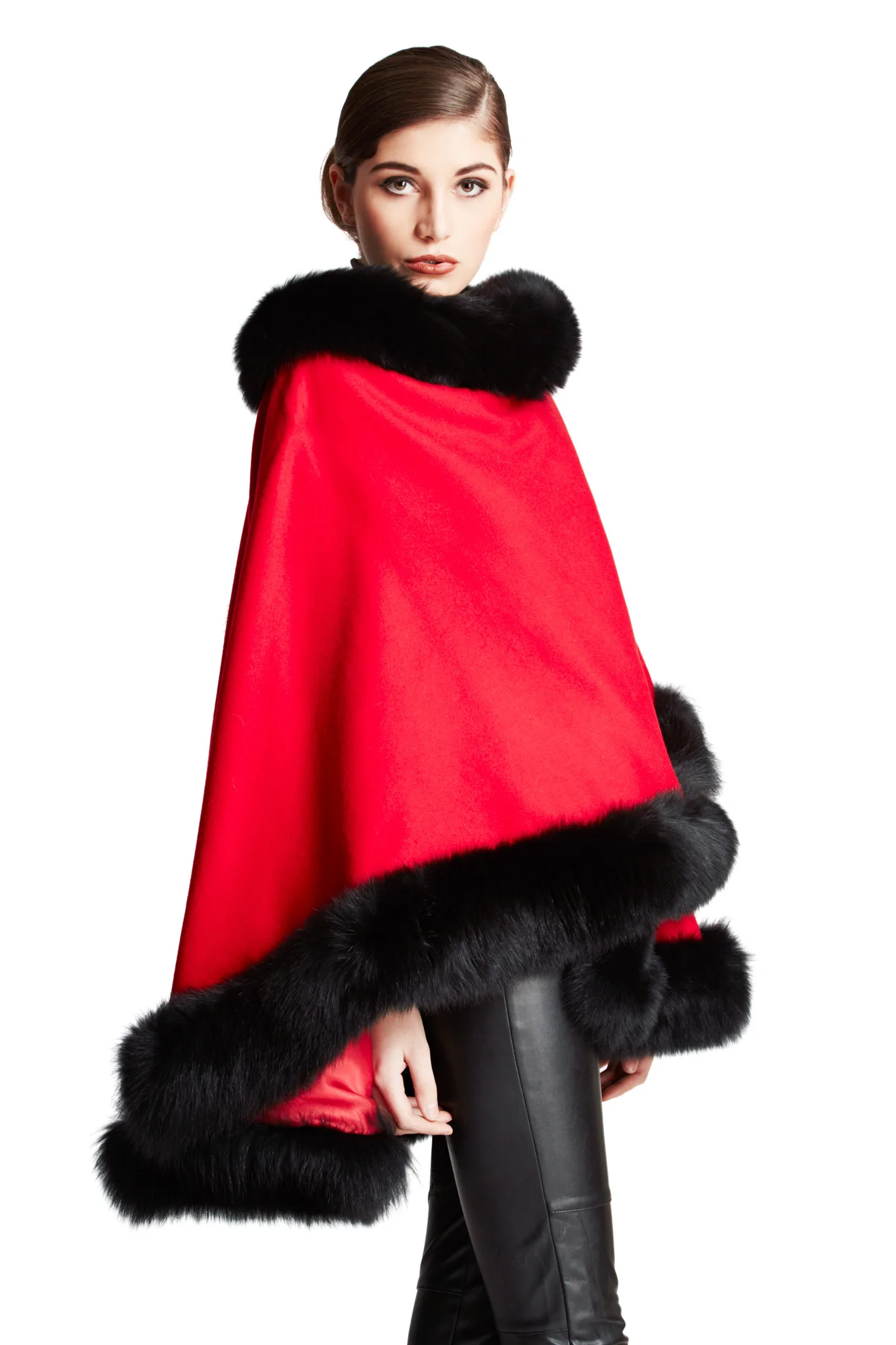 Cashmere cape with fox fur trim deals